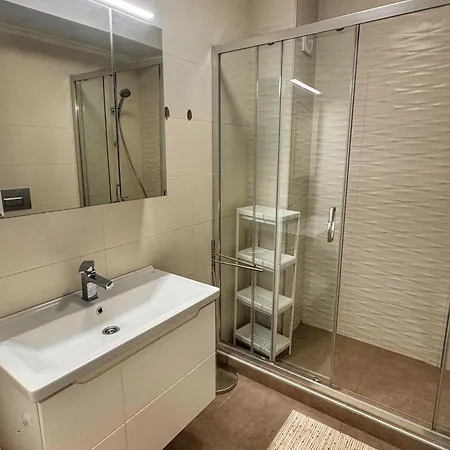Butoaie Apartment